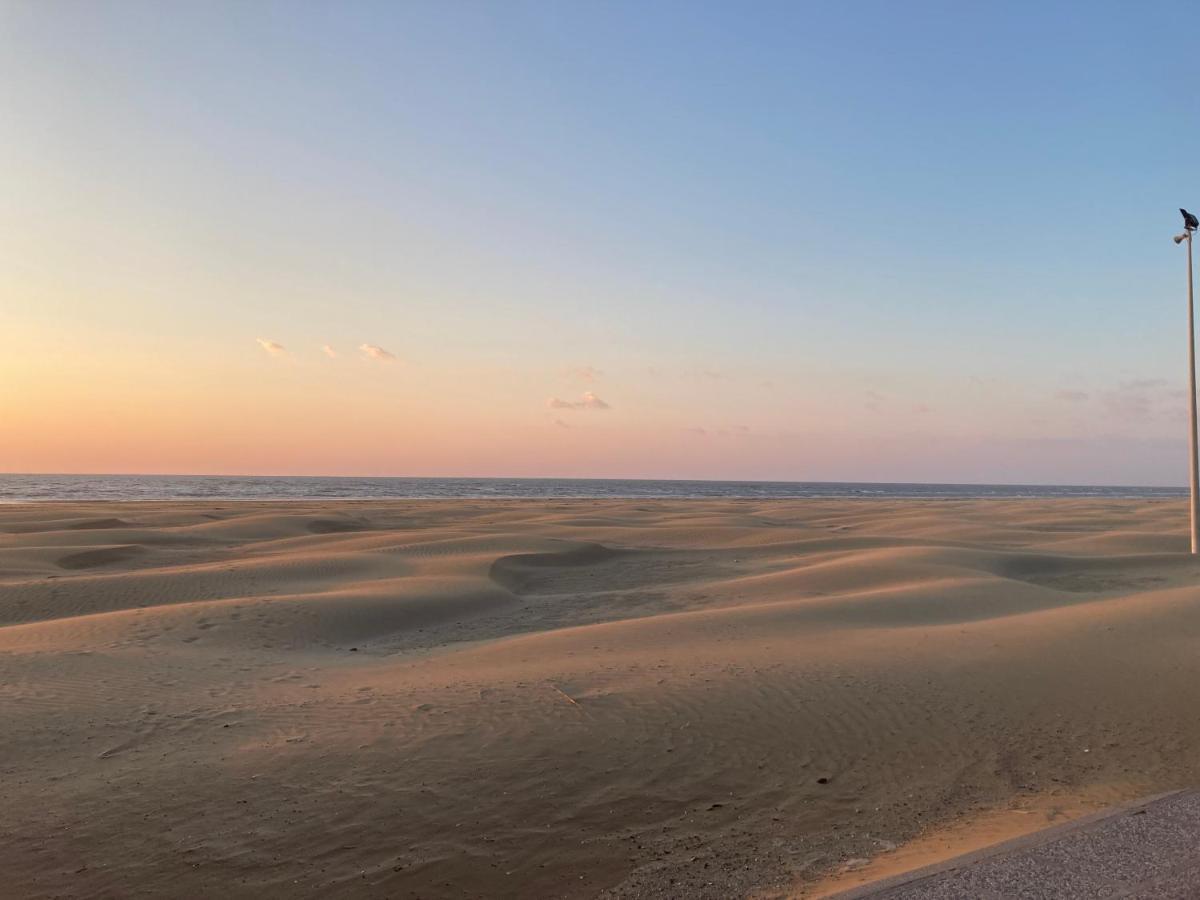 Beach Front Apartment Sabbiadoro لينانو سابيادورو المظهر الخارجي الصورة