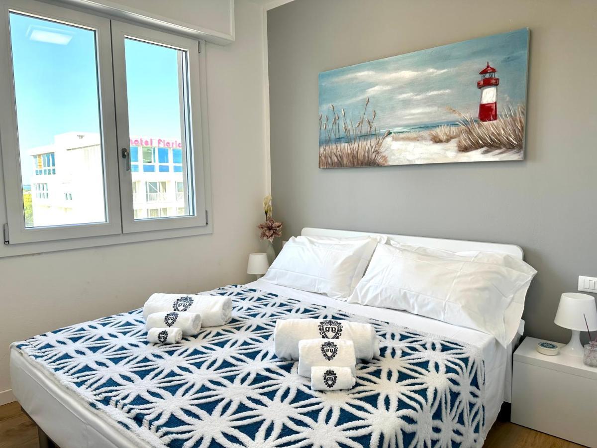 Beach Front Apartment Sabbiadoro لينانو سابيادورو المظهر الخارجي الصورة