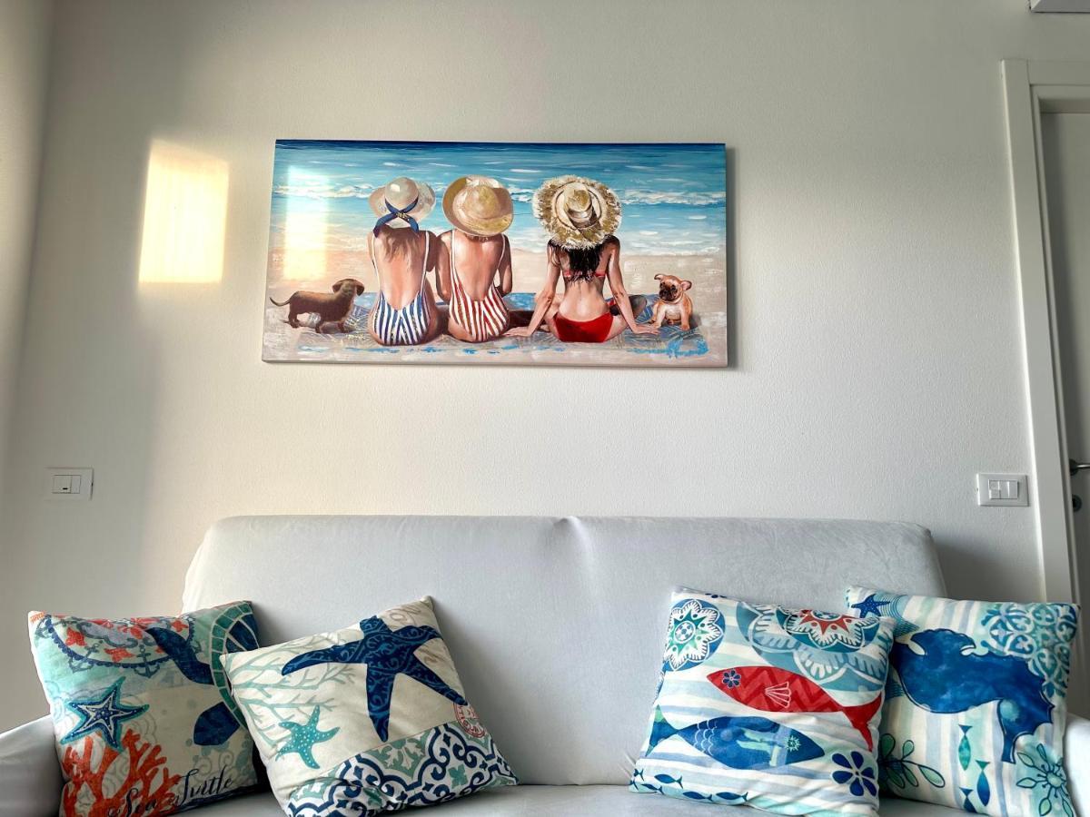 Beach Front Apartment Sabbiadoro لينانو سابيادورو المظهر الخارجي الصورة